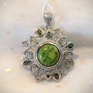 Green Howlite & Simulated Peridot Floral Pendant